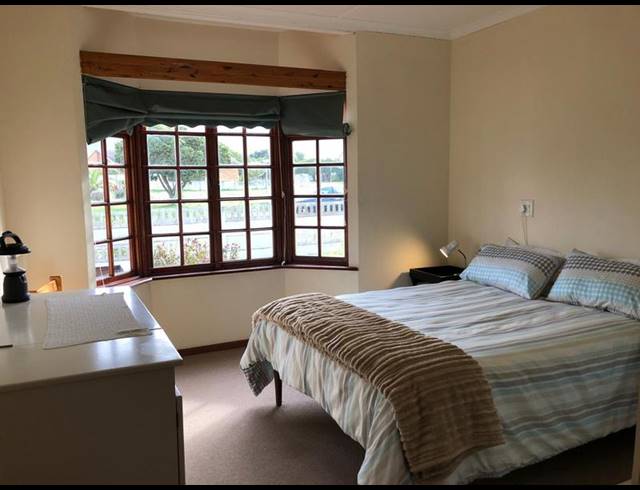 4 BEDROOM HOUSE FOR SALE IN SANDBAAI